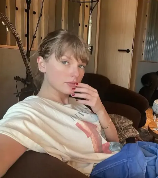 Taylor Swift's Tribute: The 'Elizabeth Taylor' Music Video Unveiled