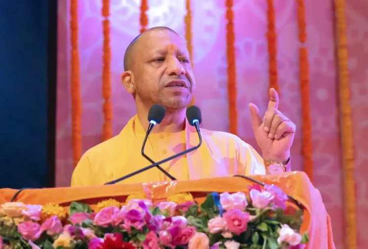 क्या तकनीक रोजगार छीनती है या नए अवसर पैदा करती है? - मुख्यमंत्री योगी