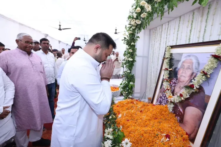 Tejashwi Yadav pays tribute at RJD's Uday Narayan Chaudhary's mother's condolence meet