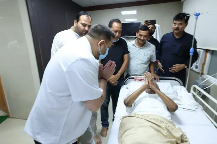 Tejashwi Yadav visits JD(U) leaders at IGIMS Patna