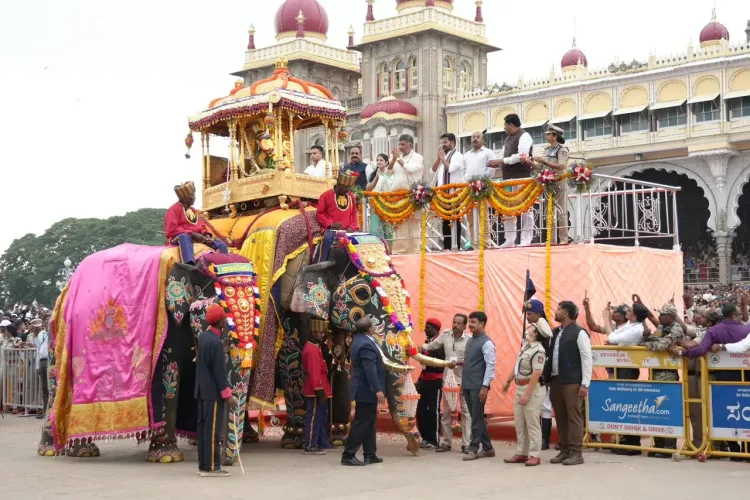 Telangana CM Revanth Reddy joins Mysuru Dasara celebrations
