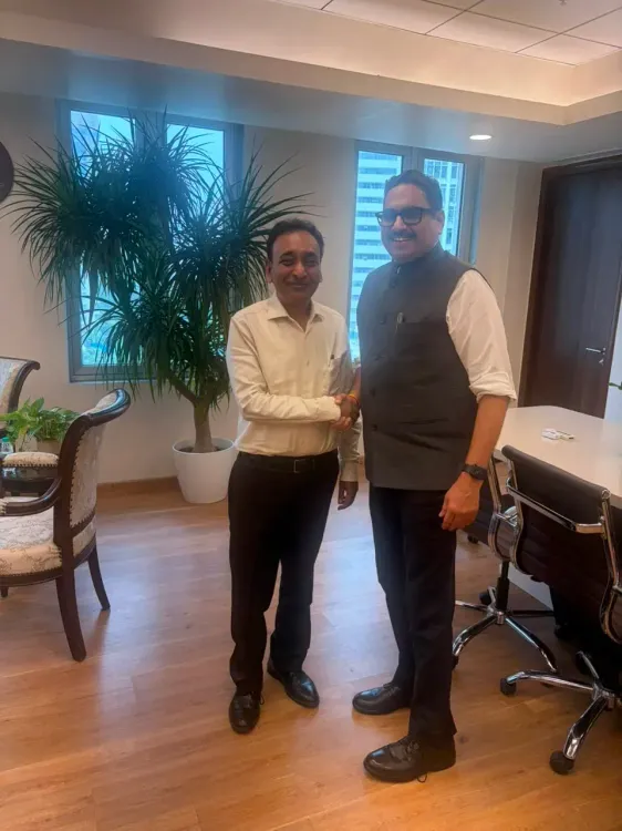 Telangana CS meets Maharashtra chief secretary in Mumbai over Godavari barrage push
