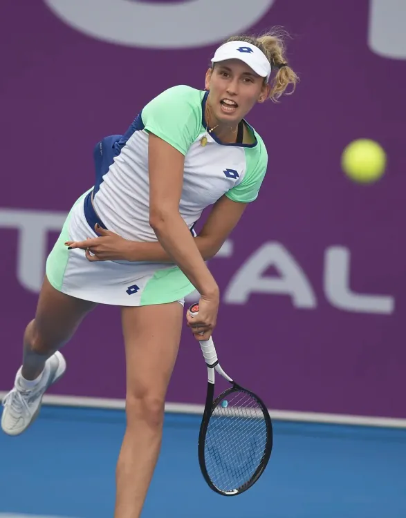 Mertens ends 5-match Gauff skid, reaches China Open quarterfinals