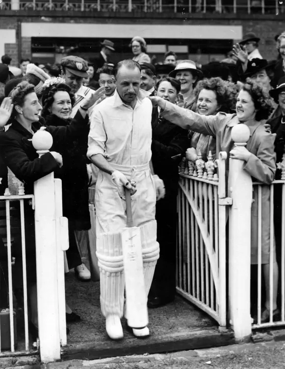 टेनिस छोड़कर क्रिकेट में आए डॉन ब्रैडमैन, कैसे बने २२ गज की पिच के 'बादशाह'