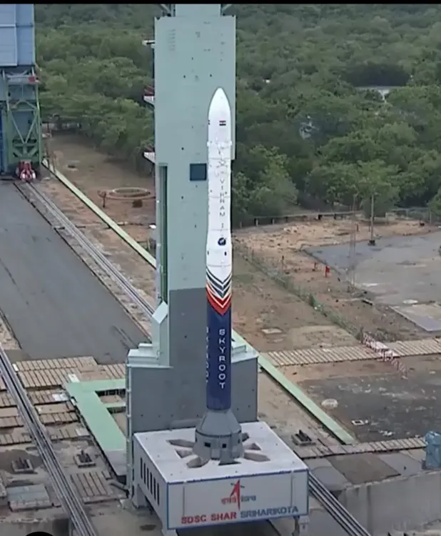 Tharoor Hails Skyroot Vikram-1 Launch as Space Milestone