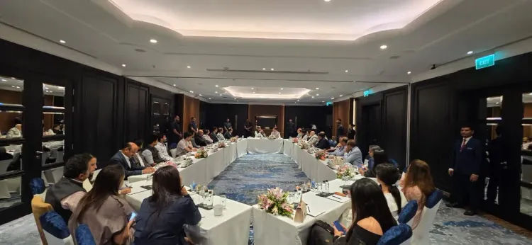 Tharoor Joins Pune Business Round Table on Economy, Geopolitics