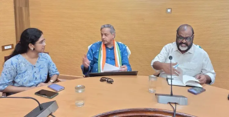 Tharoor, Kerala Minister, Collector meet to fix Thiruvananthapuram issues