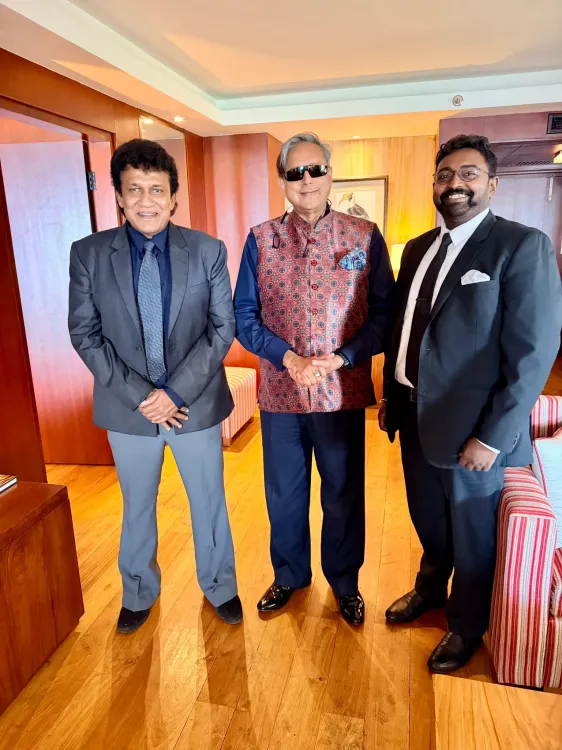 Tharoor Meets Sri Lankan Tamil Leader, Backs Bilateral Ties