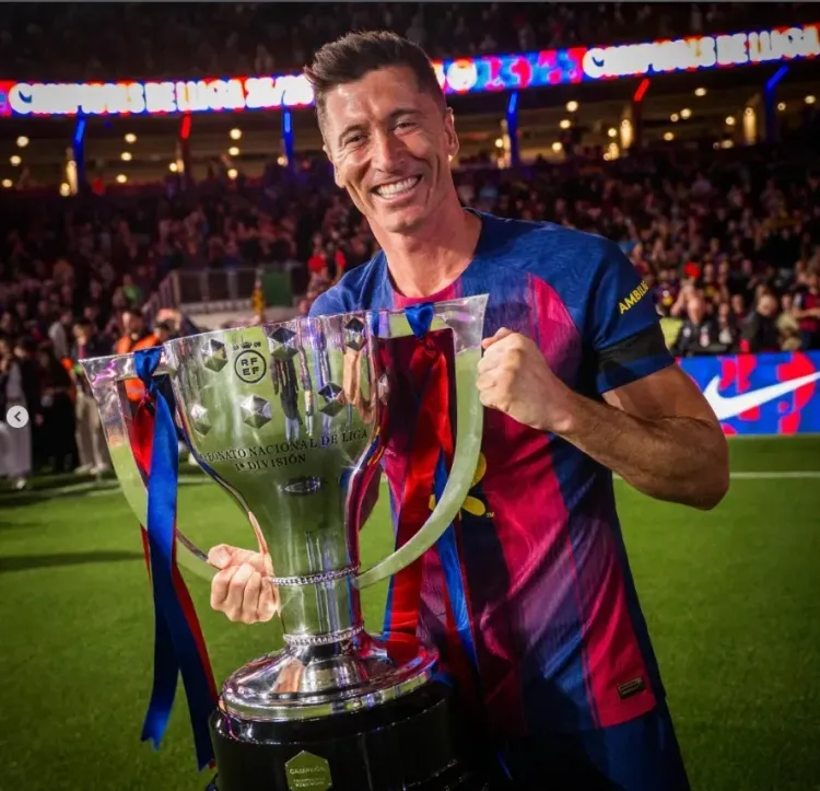 Robert Lewandowski confirms Barcelona exit after 119 goals in 4 seasons