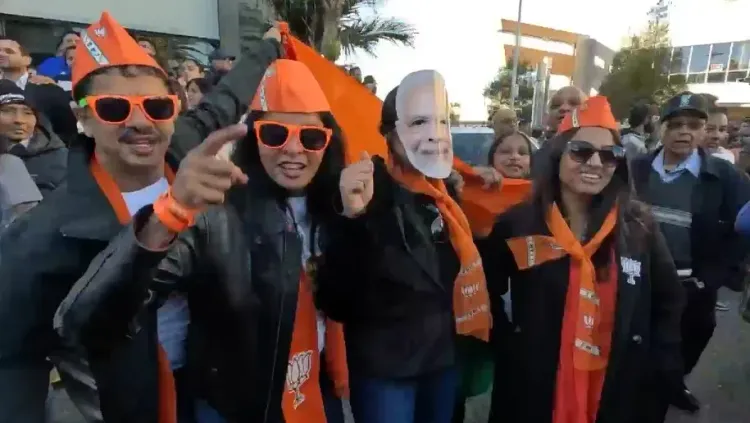 PM Modi greeted by thousands at Indian community event in Auckland