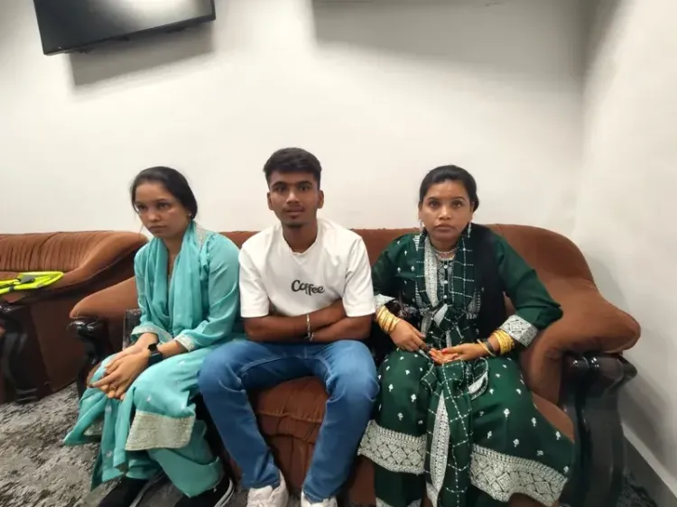 3 Bangladeshi nationals held at Pune airport fleeing to Guwahati