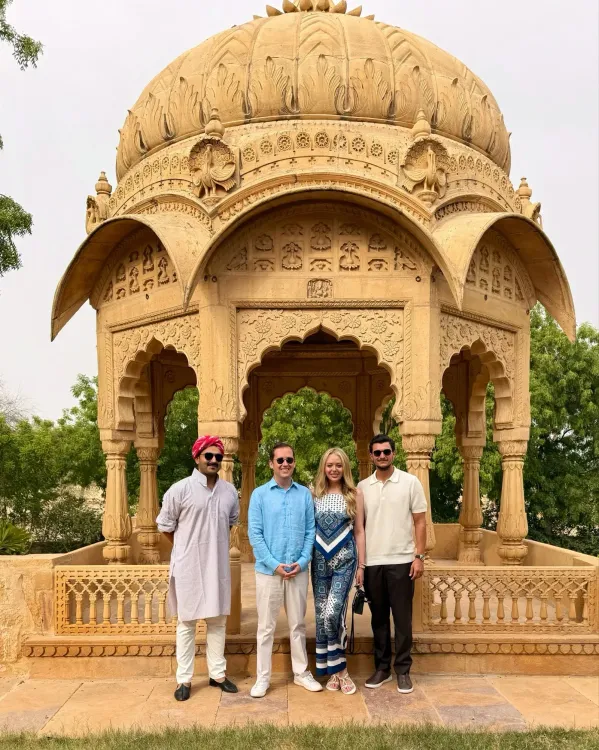 टिफनी ट्रंप ने जैसलमेर फोर्ट का दौरा किया, राजदूत सर्जियो गोर के साथ राजस्थान की तारीफ की