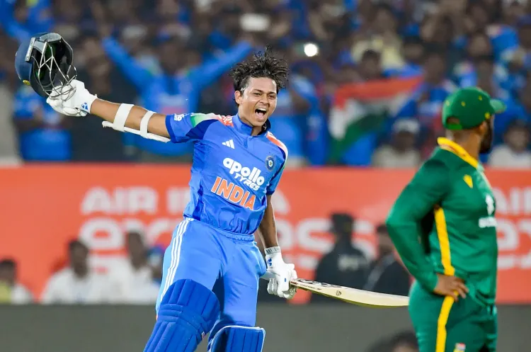 क्या यशस्वी जायसवाल ने तीनों फॉर्मेट में शतक लगाकर नया कीर्तिमान स्थापित किया?