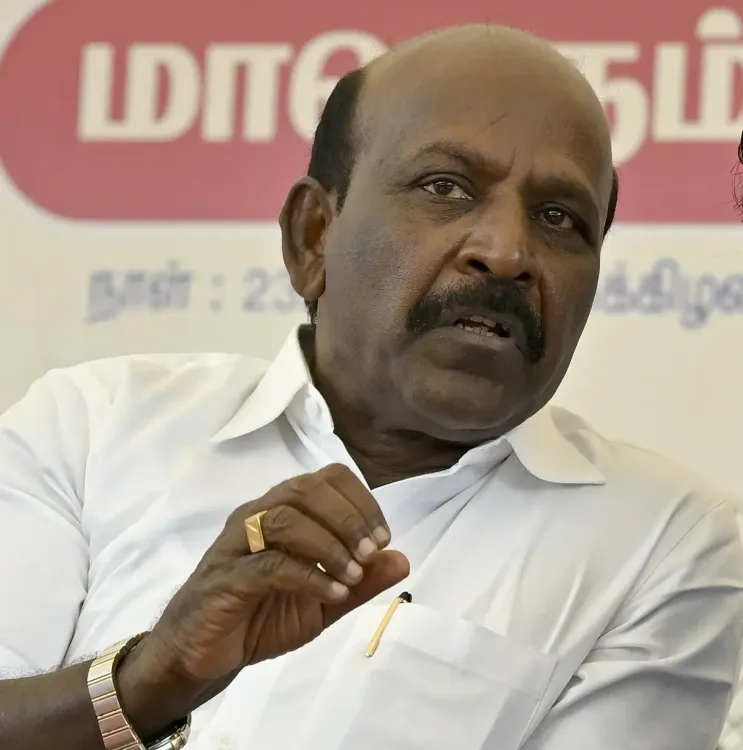 Why has Tamil Nadu Declared a Red Alert in Three Districts Due to Rising Dengue Cases?