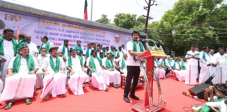 Cauvery crisis: Udhayanidhi Stalin leads DMK protest in Thanjavur