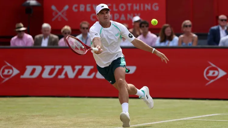 Tommy Paul extends Queen's Club streak to 7 wins, reaches quarterfinals