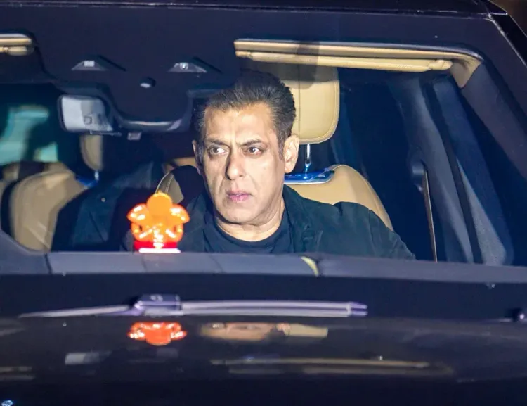 सलमान खान को चंडीगढ़ अदालत का नोटिस, बीइंग ह्यूमन ज्वेलरी धोखाधड़ी मामले में 5 अक्टूबर को पेशी