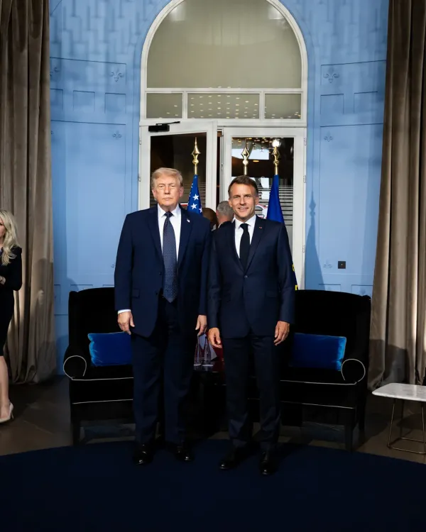 Trump Meets Macron in G7 Bilateral on Sidelines