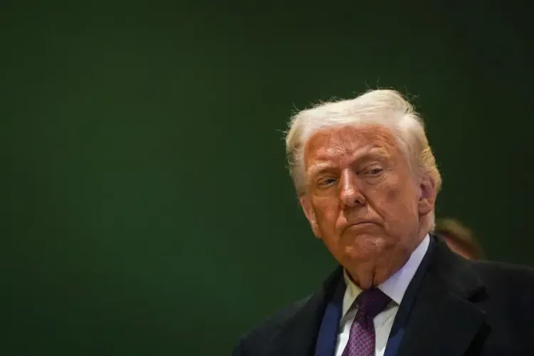 Trump Claims Iran Eager for Deal Amid Military Gains