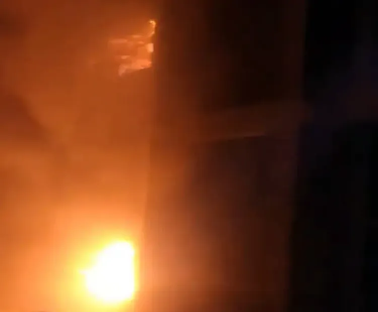 Tragic Fire Claims Two Lives in Kolkata Commercial Complex