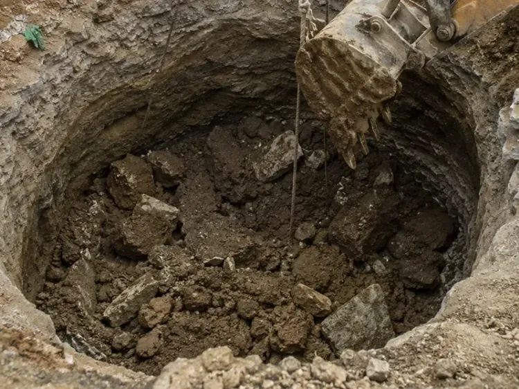 Well collapse in MP's Rajgarh traps 2 women; rescue ops underway
