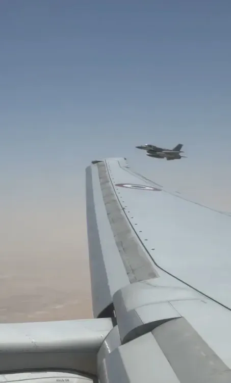 यूएई में PM मोदी का F-16 एस्कॉर्ट से भव्य स्वागत, बोले- 'यह भारत के लोगों का सम्मान'