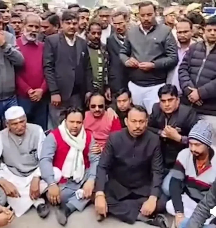 क्या यूजीसी नियमों के विरोध ने राजनीतिक हलचल को जन्म दिया है?