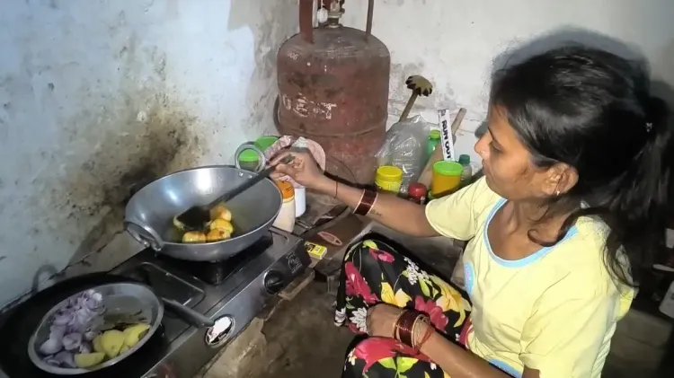 How Has the Ujjwala Yojana Changed the Life of 'Divyang' Veena Devi in Bihar's Muzaffarpur?