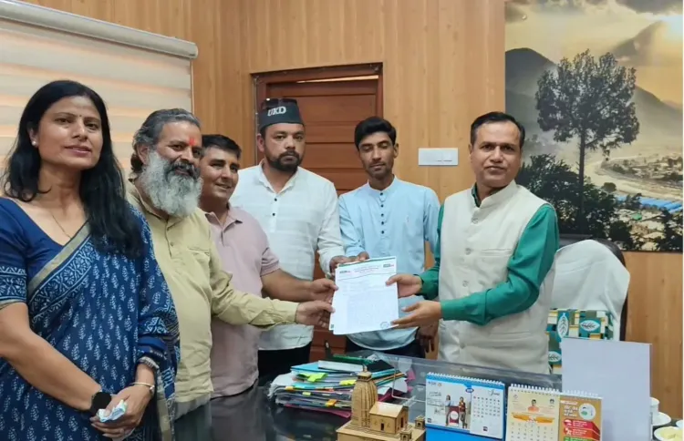 देवभूमि परिवार आईडी का यूकेडी ने किया विरोध, राज्यपाल को ज्ञापन; राज्यव्यापी आंदोलन की चेतावनी