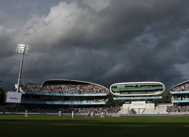 PCB axes seven players, two coaches after Lord's 194-run collapse
