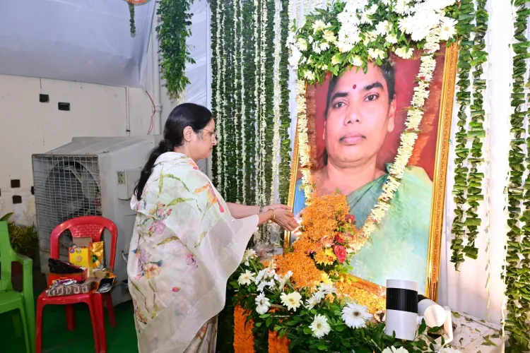 Union Minister Annapurna Devi Visits CM Hemant Soren's Village to Pay Tribute