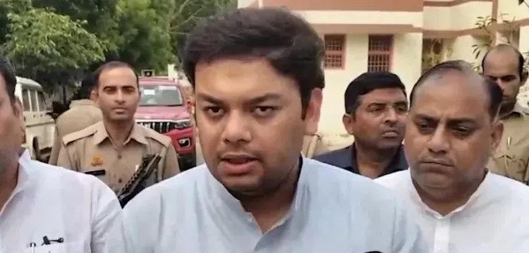 योगी सरकार की 'उन्नति' पहल: तकनीक आधारित ऑनलाइन निगरानी से शिक्षक प्रशिक्षण में आएगी नई जान
