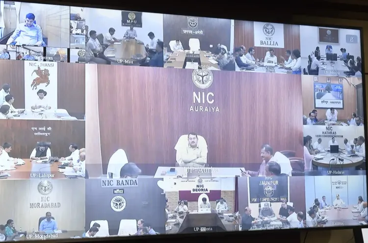 क्या उत्तर प्रदेश का 'हर घर तिरंगा अभियान' जन आंदोलन बनेगा? 4.6 करोड़ तिरंगे फहराने का लक्ष्य