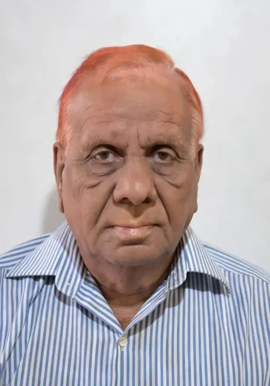 यूपी पशुधन भर्ती घोटाला: EOW ने पूर्व प्रमुख सचिव योगेश कुमार को लखनऊ से गिरफ्तार किया
