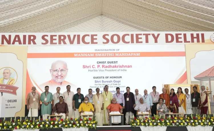 उपराष्ट्रपति सीपी राधाकृष्णन ने द्वारका में मन्नम स्मृति मंडपम का उद्घाटन किया, मन्नथु पद्मनाभन की प्रतिमा अनावरित