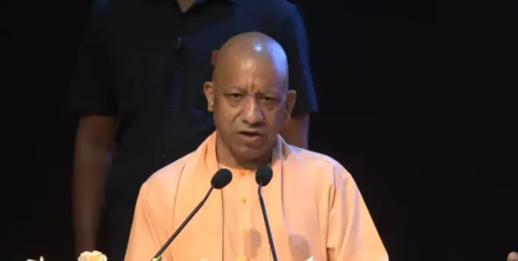 यूपीसीओएस लॉन्च: CM योगी बोले — 'श्रम का शोषण न हो', 3.5 से 5 लाख आउटसोर्स कर्मियों को मिलेगा लाभ
