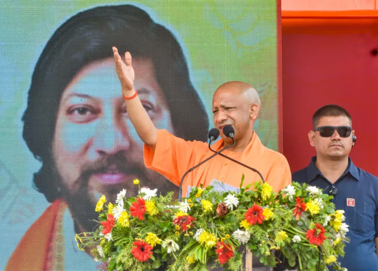 Yogi Adityanath Promises to Implement ‘Bulldozer Theory’ in West Bengal if BJP Wins
