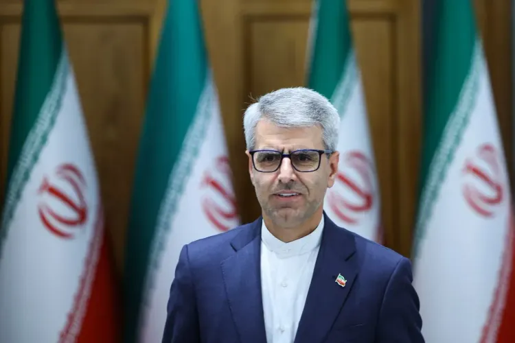 US agrees to waive Iran oil sanctions during talks, Iranian media claims
