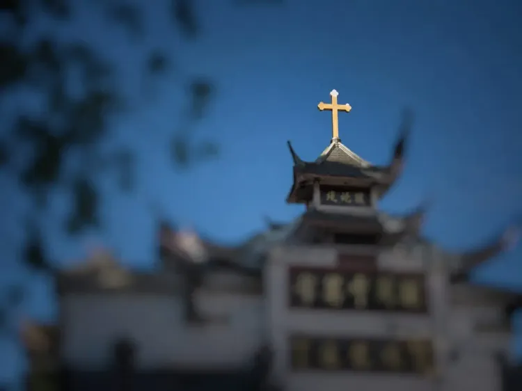 Christians pray in Dallas for persecuted Chinese house churches, jailed pastors