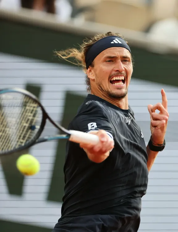 US Open 2025: Rain halts outside court play, Fritz and Zverev headline Day 2