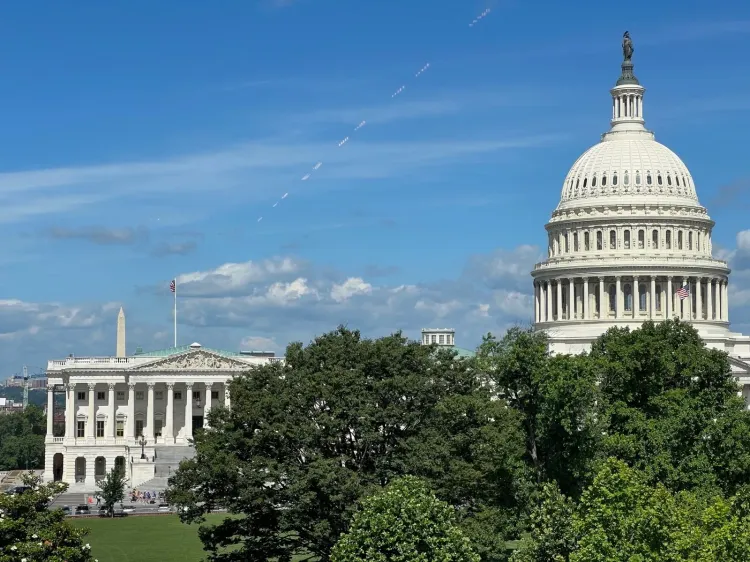 US senators Todd Young, Mark Kelly urge bipartisan courage over party loyalty