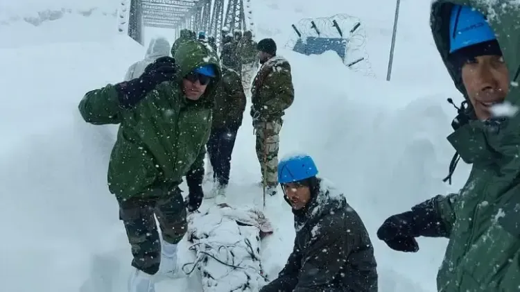Uttarakhand Avalanche: CM Dhami Inspects Disaster Control Room