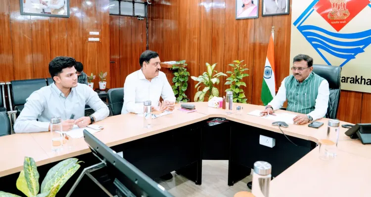 उत्तराखंड: पराग फार्म में बनेगी एविएशन एकेडमी, मुख्य सचिव आनंद बर्द्धन ने दिए निर्देश