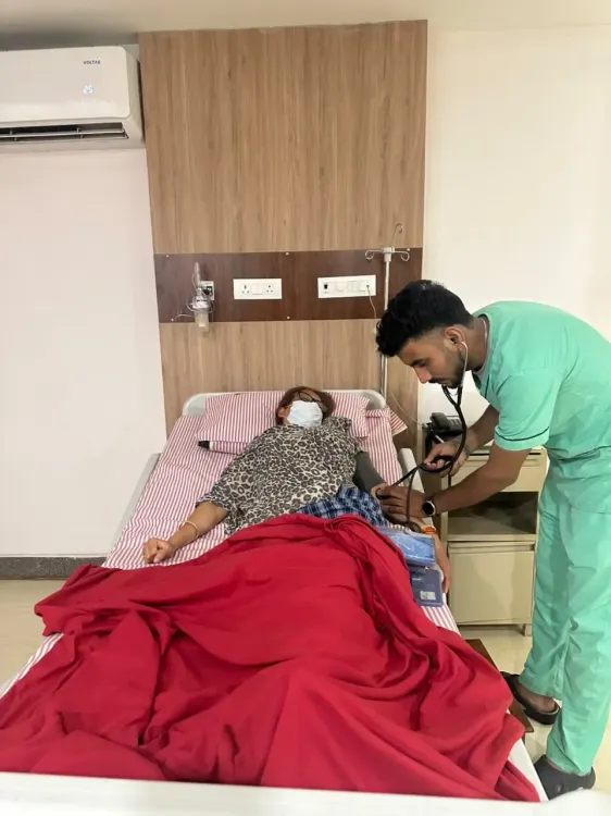 उत्तराखंड मंत्री रेखा आर्या अस्पताल में भर्ती, पति गिरधारी लाल साहू के खिलाफ जानलेवा साजिश की एफआईआर