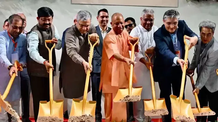 Vaishnaw Lays Foundation of Electronics Plants in Jewar, UP