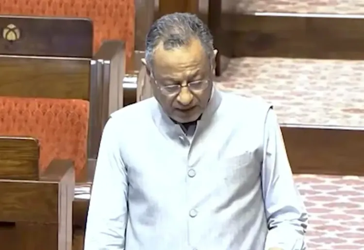 वाराणसी को यूनेस्को वर्ल्ड हेरिटेज सिटी के रूप में मान्यता दिलाने की मांग की गई