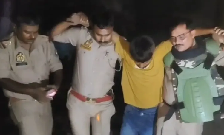वाराणसी मुठभेड़: रिंग रोड पर पुलिस फायरिंग में दो बदमाश गिरफ्तार, ₹75,000 नकद व पिघला सोना बरामद