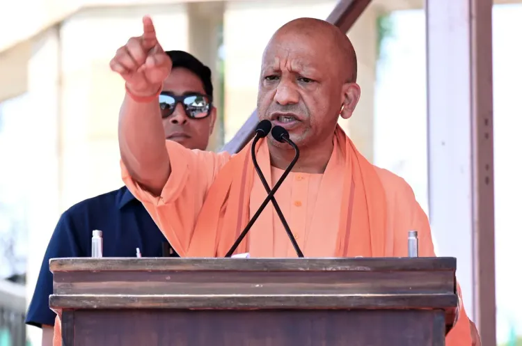 यूपी में खाद्य प्रसंस्करण को नई गति: वरुण बेवरेजेस, अमूल, आईटीसी और हल्दीराम सहित 40 परियोजनाओं को एलओसी