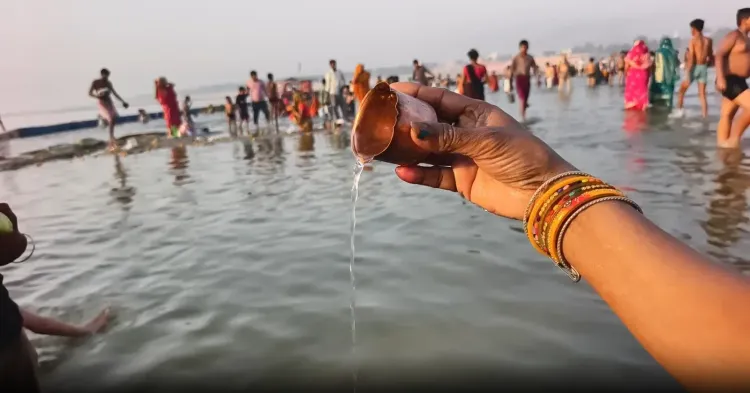वट सावित्री व्रत और शनि अमावस्या: प्रयागराज-हरिद्वार में लाखों श्रद्धालुओं ने लगाई आस्था की डुबकी