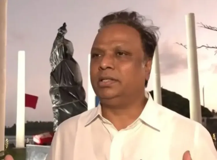 क्या वीर सावरकर ने अपने साहस से पूरे देश को प्रेरित किया? : आशीष शेलार